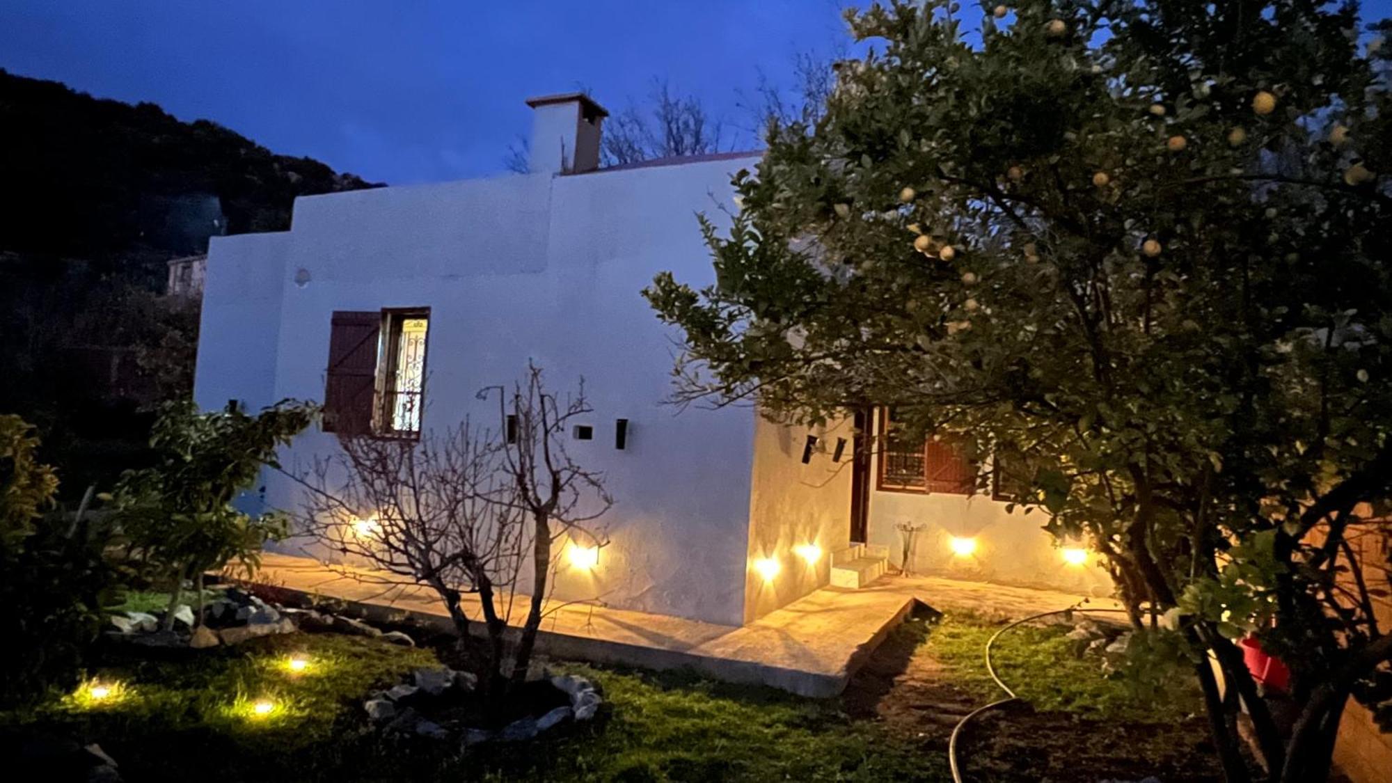 Villa Privee Reservee Aux Familles Aroggou Kültér fotó
